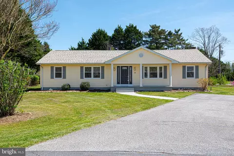 9 N Primrose Ln, Ocean View, DE 19970
