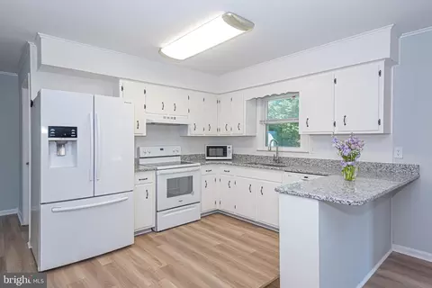Kitchen - 9 N Primrose Ln, Ocean View, DE 19970 photo 1 of 4