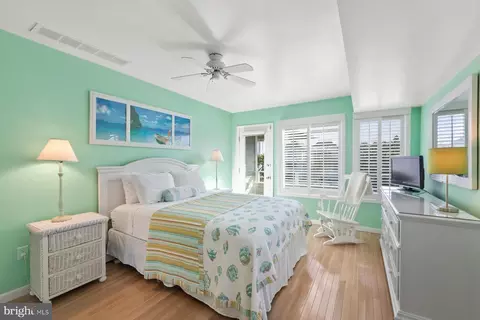 Bedroom - 30004 Surfside Dr, Bethany Beach, DE 19930 photo 5 of 15