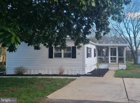 17295 Water View Dr, Lewes, DE 19958