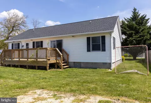 Exterior - 500 Bennett St, Milton, DE 19968 photo 4 of 7