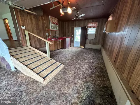 Entry Way - 30575 Armory Rd, Dagsboro, DE 19939 photo 3 of 3