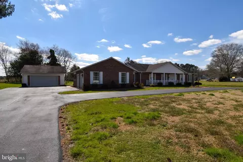 20 Lighthouse Rd, Selbyville, DE 19975