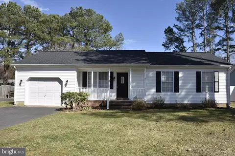 5 Cedarwood Dr, Lewes, DE 19958