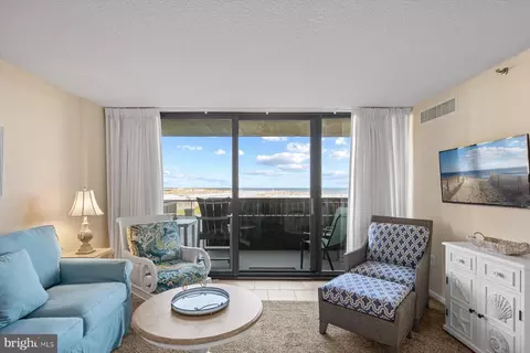 109 Farragut House Rd #109, Bethany Beach, DE 19930