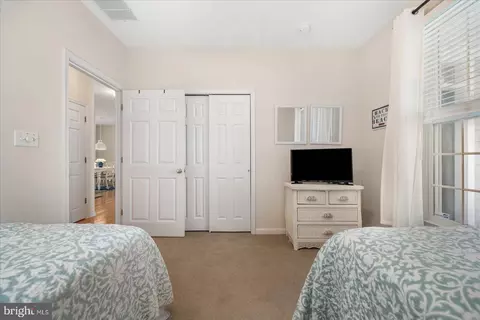 Bedroom - 114 Willow Oak Ave # E, Ocean View, DE 19970 photo 5 of 6