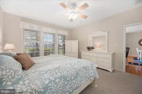Bedroom - 114 Willow Oak Ave # E, Ocean View, DE 19970 photo 2 of 6