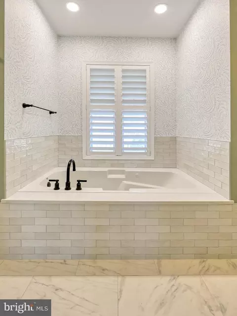 Bath - 49 W Side Dr, Rehoboth Beach, DE 19971 photo 5 of 8