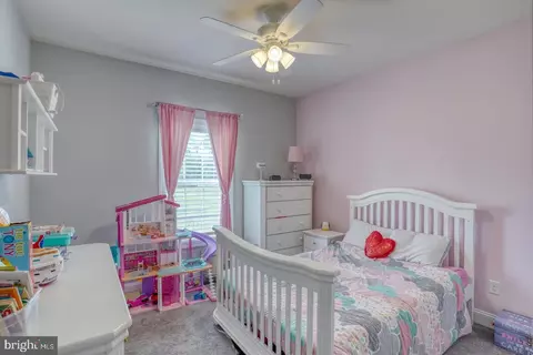 Bedroom - 24617 Springfield Rd, Georgetown, DE 19947 photo 1 of 9