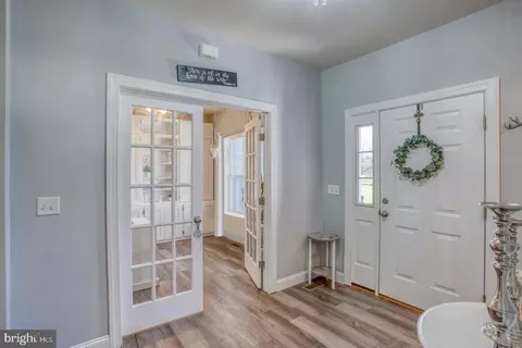 Entry Way - 24617 Springfield Rd, Georgetown, DE 19947 photo 1 of 1