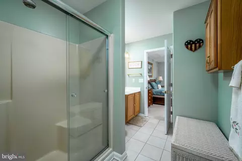 Bath - 16884 Jays Way, Milton, DE 19968 photo 1 of 3