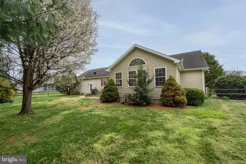 Exterior - 16884 Jays Way, Milton, DE 19968 photo 8 of 14