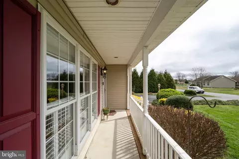Exterior - 16884 Jays Way, Milton, DE 19968 photo 10 of 14