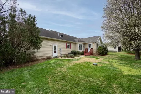 Exterior - 16884 Jays Way, Milton, DE 19968 photo 5 of 14