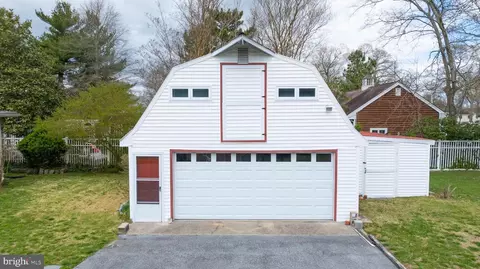 Exterior - 51 Central Ave, Ocean View, DE 19970 photo 5 of 7