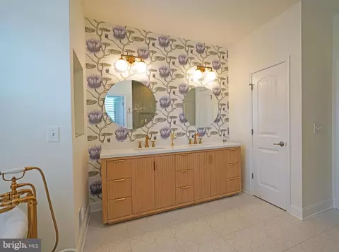 Bath - 17455 Venables Dr, Lewes, DE 19958 photo 2 of 7