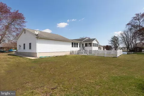 Exterior - 11 Dorothy Cir, Ocean View, DE 19970 photo 11 of 11