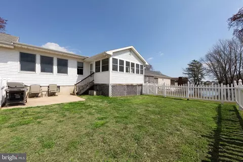 Exterior - 11 Dorothy Cir, Ocean View, DE 19970 photo 5 of 11