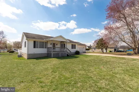Exterior - 11 Dorothy Cir, Ocean View, DE 19970 photo 7 of 11