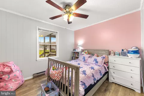 Bedroom - 11 Dorothy Cir, Ocean View, DE 19970 photo 9 of 11