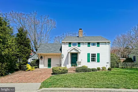 121 Manila Ave, Lewes, DE 19958