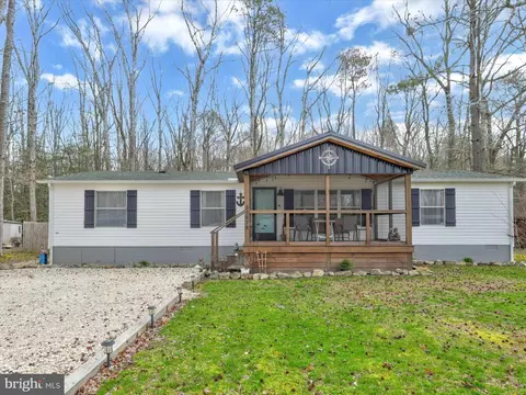 32878 Holly Pines Dr, Lewes, DE 19958