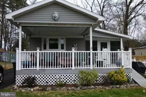 111 E Lake Dr, Milton, DE 19968