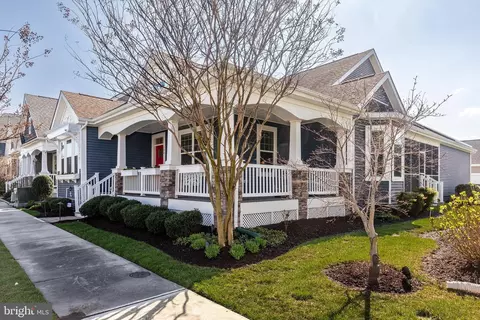 Exterior - 204 Heritage Blvd, Milton, DE 19968 photo 5 of 13