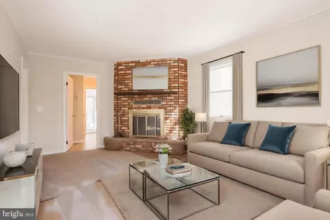 Living - 33765 Shawnee Dr, Dagsboro, DE 19939 photo 1 of 5