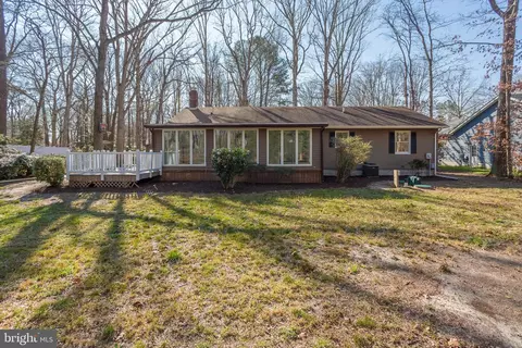 Exterior - 33765 Shawnee Dr, Dagsboro, DE 19939 photo 4 of 9
