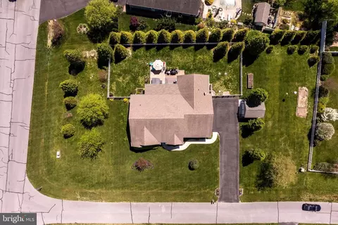 Exterior - 30441 Half Shell Rd, Milton, DE 19968 photo 9 of 29