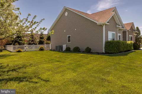 Exterior - 30441 Half Shell Rd, Milton, DE 19968 photo 4 of 29