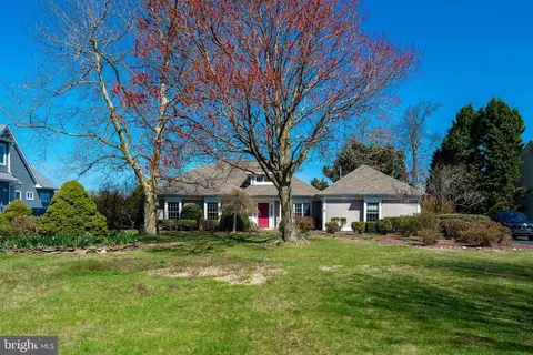 Exterior - 140 Riverview Dr, Dagsboro, DE 19939 photo 3 of 15