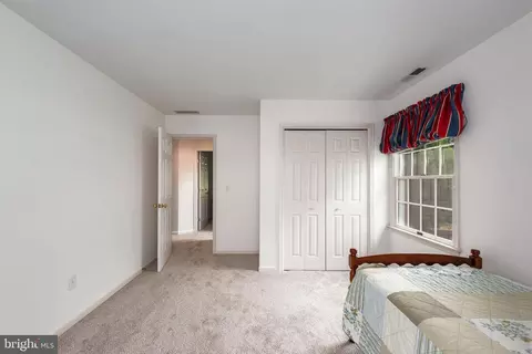 Bedroom - 140 Riverview Dr, Dagsboro, DE 19939 photo 6 of 7