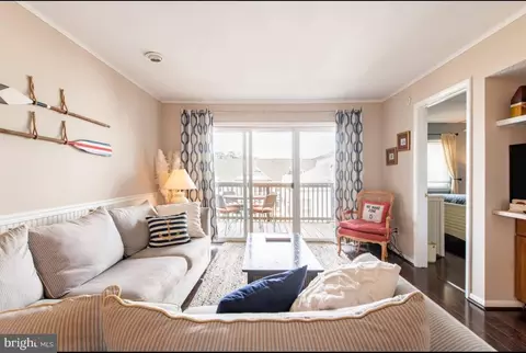 400 Henlopen Stat #302D, Rehoboth Beach, DE 19971