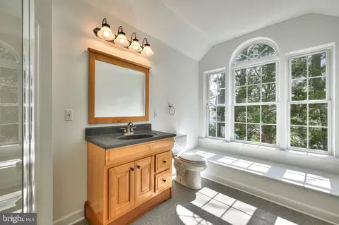 Bath - 401 Serrill Ave, Ocean View, DE 19970 photo 1 of 4