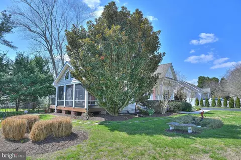 Exterior - 401 Serrill Ave, Ocean View, DE 19970 photo 10 of 10