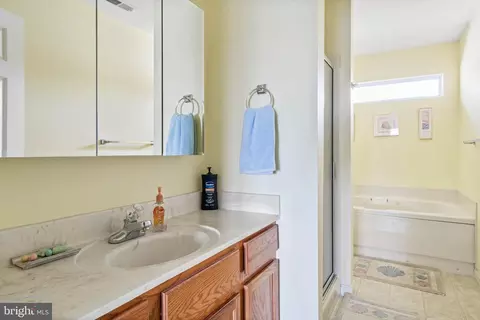 Bath - 268 Lakeside Dr, Lewes, DE 19958 photo 1 of 3