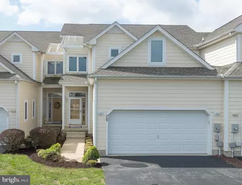 268 Lakeside Dr, Lewes, DE 19958