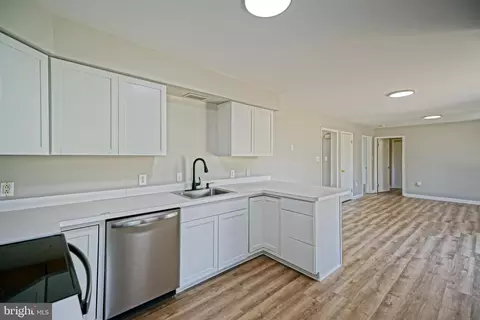 Kitchen - 111 Madison Dr, Lewes, DE 19958 photo 4 of 5