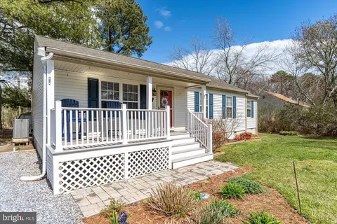 Exterior - 7 Seabrook Rd, Ocean View, DE 19970 photo 3 of 17