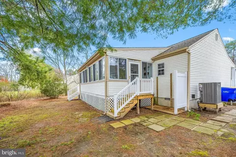 Exterior - 7 Seabrook Rd, Ocean View, DE 19970 photo 14 of 17