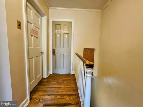 Entry Way - 403 E 405 E 4th St, Laurel, DE 19956 photo 3 of 15