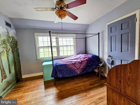 Bedroom - 403 E 405 E 4th St, Laurel, DE 19956 photo 4 of 14