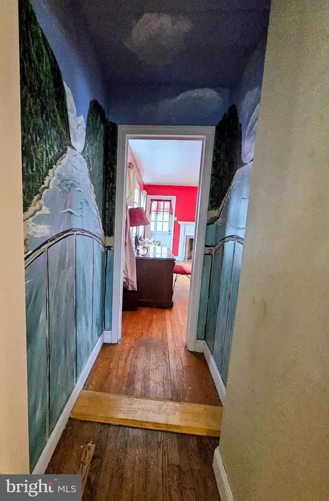 Entry Way - 403 E 405 E 4th St, Laurel, DE 19956 photo 7 of 15
