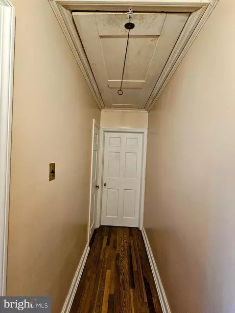 Entry Way - 403 E 405 E 4th St, Laurel, DE 19956 photo 2 of 15