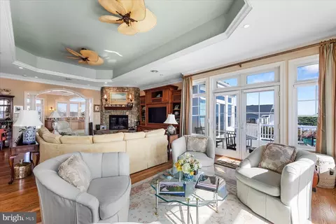 Living - 204 W Side Dr, Rehoboth Beach, DE 19971 photo 14 of 15