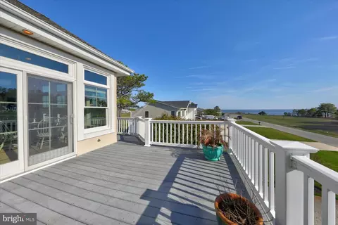 Exterior - 204 W Side Dr, Rehoboth Beach, DE 19971 photo 8 of 36