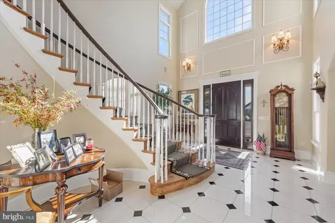 Entry Way - 204 W Side Dr, Rehoboth Beach, DE 19971 photo 2 of 6