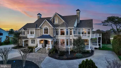 204 W Side Dr, Rehoboth Beach, DE 19971